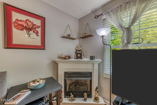 560 Big Ridge Road, Kingsport, TN 37660