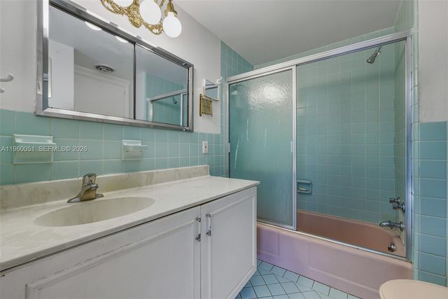 1 Harbour Way 108, Bal Harbour, FL 33154