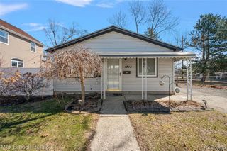 1213 Batavia Avenue, Royal Oak, MI 48067