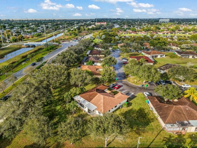 2959 NW 110th Ave, Sunrise, FL 33322