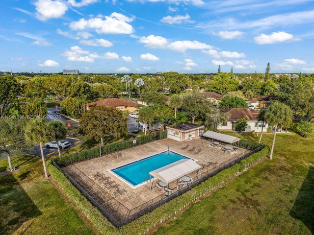 2959 NW 110th Ave, Sunrise, FL 33322