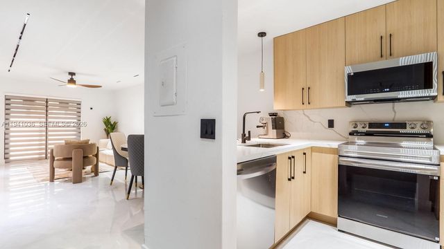 2959 NW 110th Ave, Sunrise, FL 33322