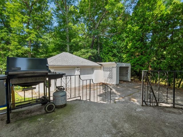 5 Brown Avenue, Johnston, RI 02919