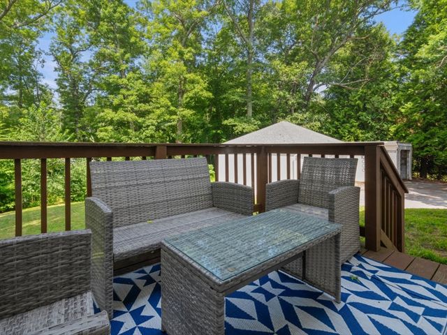 5 Brown Avenue, Johnston, RI 02919