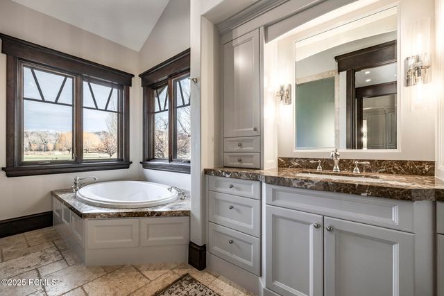 389 E Boulderville Road, Oakley, UT 84055