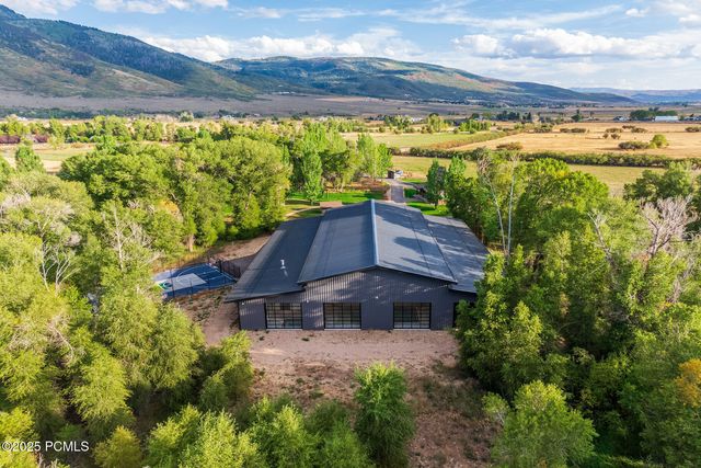 389 E Boulderville Road, Oakley, UT 84055