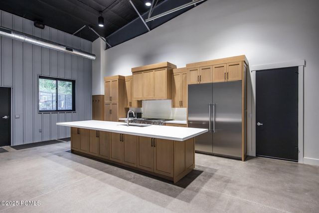 389 E Boulderville Road, Oakley, UT 84055