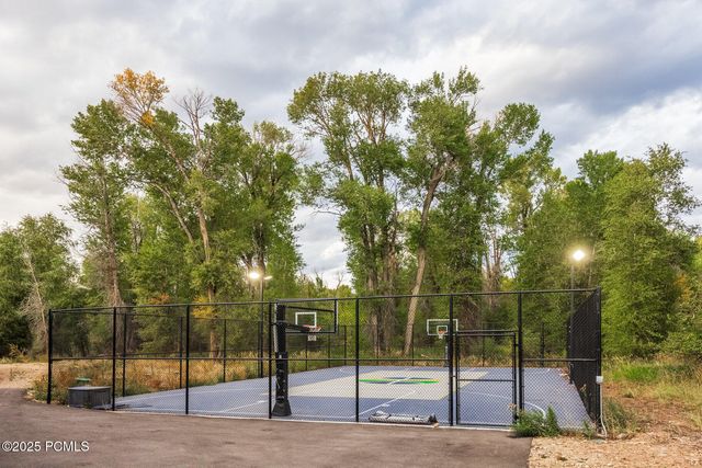 389 E Boulderville Road, Oakley, UT 84055