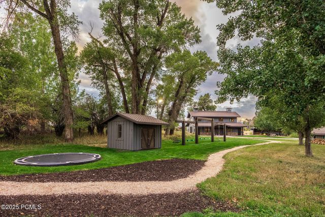 389 E Boulderville Road, Oakley, UT 84055