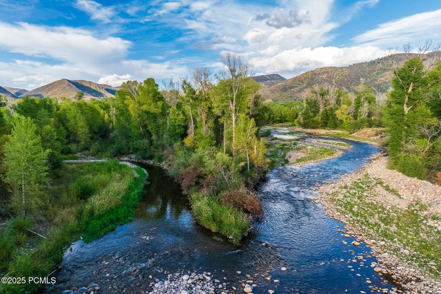 389 E Boulderville Road, Oakley, UT 84055