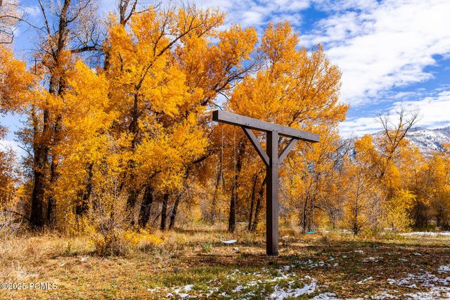 389 E Boulderville Road, Oakley, UT 84055