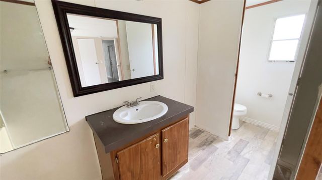 70 County Road 3479h, Cleveland, TX 77327