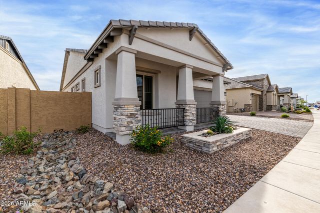 5711 E SCARLET Street, Mesa, AZ 85215