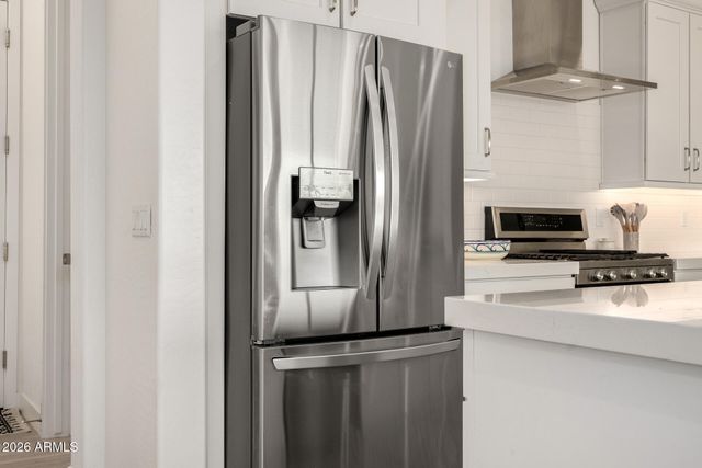 5711 E SCARLET Street, Mesa, AZ 85215