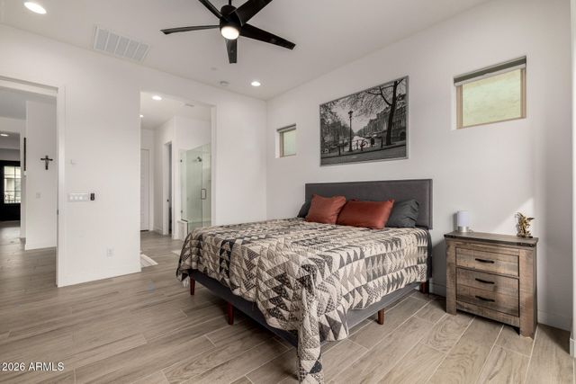 5711 E SCARLET Street, Mesa, AZ 85215