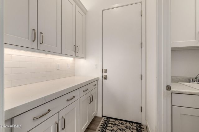 5711 E SCARLET Street, Mesa, AZ 85215