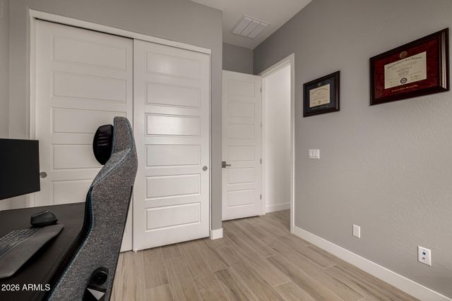 5711 E SCARLET Street, Mesa, AZ 85215