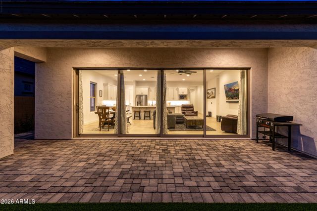 5711 E SCARLET Street, Mesa, AZ 85215