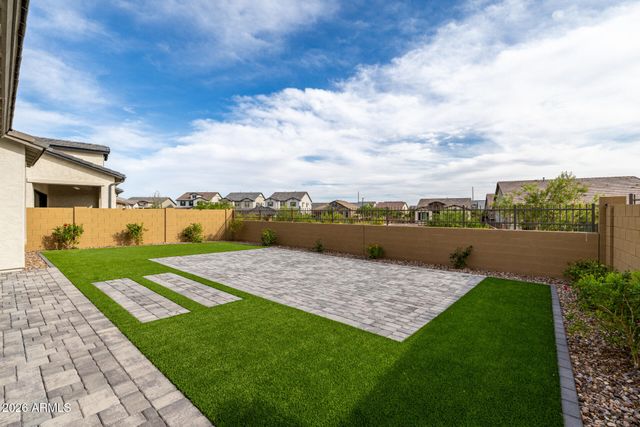 5711 E SCARLET Street, Mesa, AZ 85215