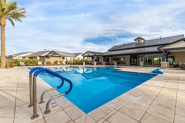 5711 E SCARLET Street, Mesa, AZ 85215