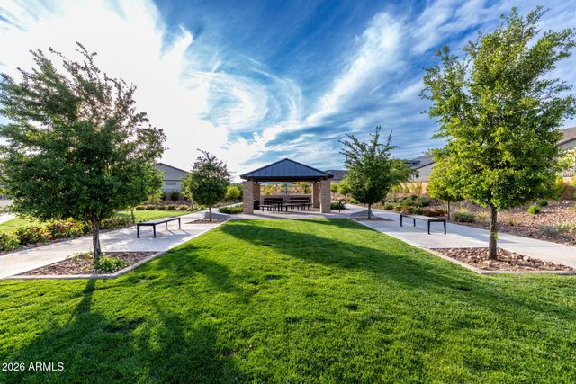 5711 E SCARLET Street, Mesa, AZ 85215