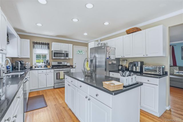 21 Evarts Avenue, White Plains, NY 10607