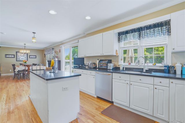 21 Evarts Avenue, White Plains, NY 10607