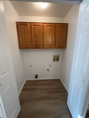 806 Red Bud Drive, Desoto, TX 75115