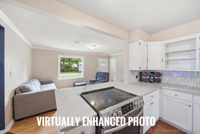 213 E 12th Place, Claremore, OK 74017