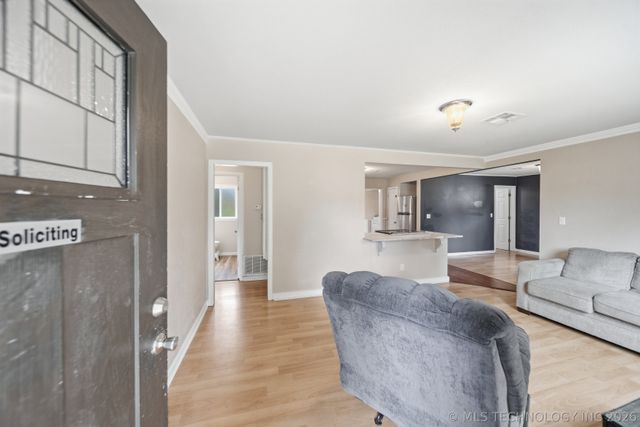 213 E 12th Place, Claremore, OK 74017