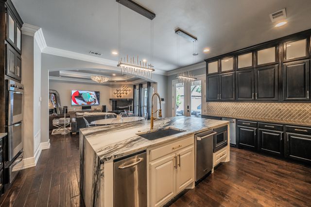 5543 Miller Avenue, Dallas, TX 75206