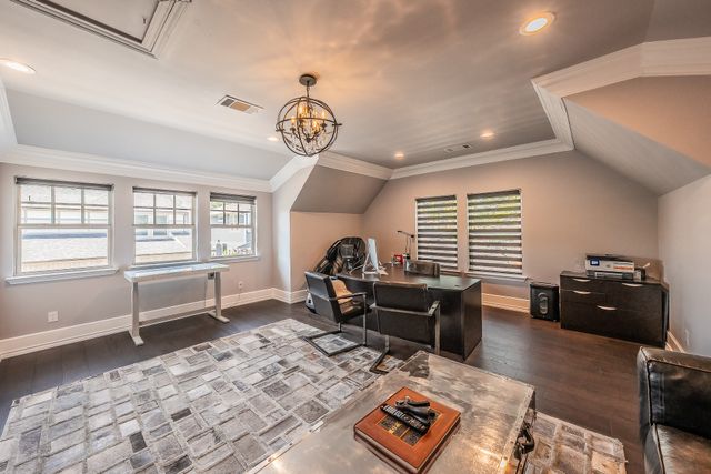 5543 Miller Avenue, Dallas, TX 75206