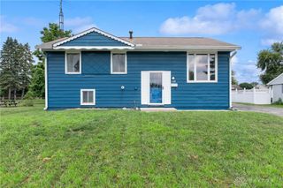 1220 Bookwalter Avenue, New Carlisle, OH 45344