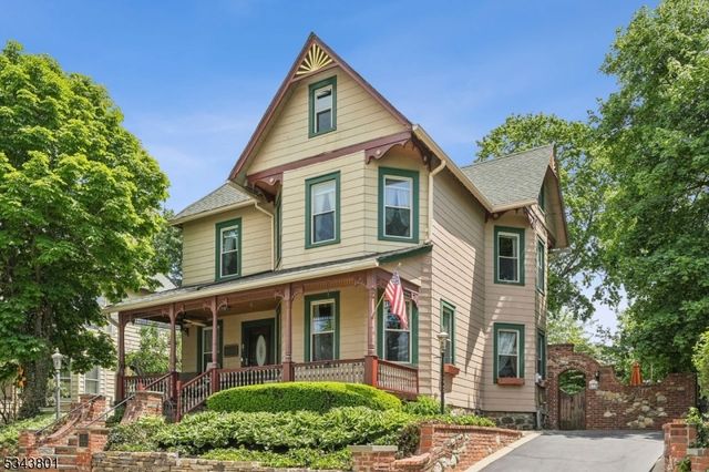7 High St, Stanhope Boro, NJ 07874