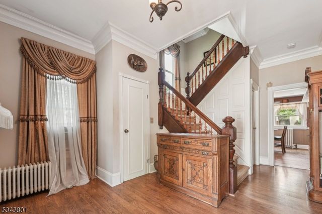 7 High St, Stanhope Boro, NJ 07874