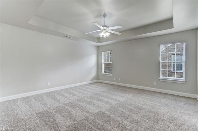 628 Woodlake Park Drive, Kernersville, NC 27284