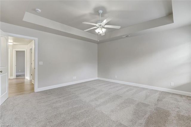 628 Woodlake Park Drive, Kernersville, NC 27284