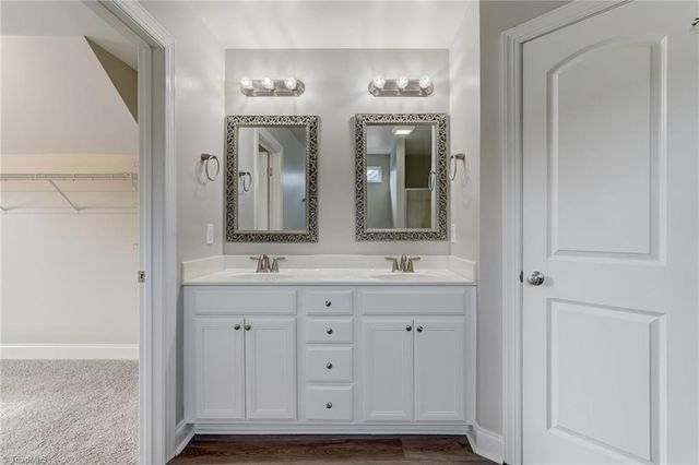 628 Woodlake Park Drive, Kernersville, NC 27284