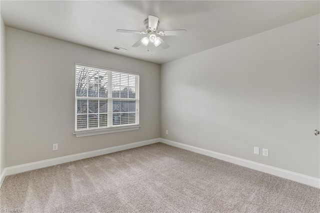 628 Woodlake Park Drive, Kernersville, NC 27284