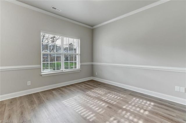 628 Woodlake Park Drive, Kernersville, NC 27284