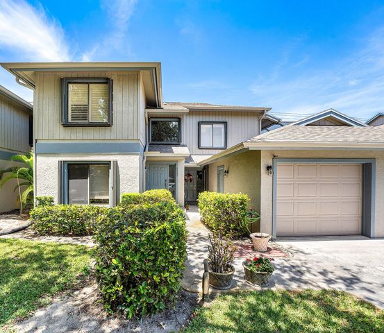 5662 SE Schooner Oaks Way, Stuart, FL 34997