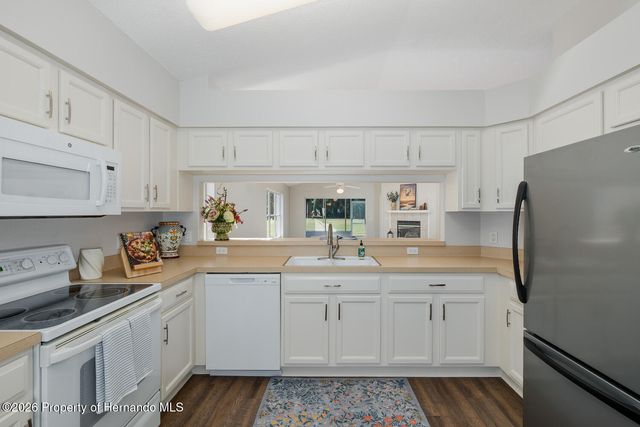 11718 Wheatfield Loop, Hudson, FL 34667