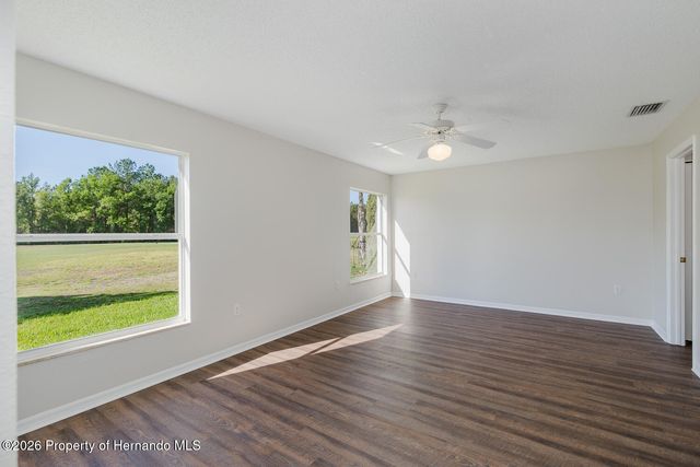 11718 Wheatfield Loop, Hudson, FL 34667