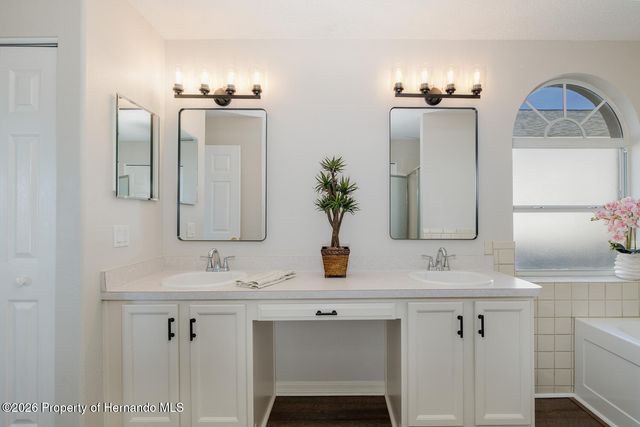 11718 Wheatfield Loop, Hudson, FL 34667
