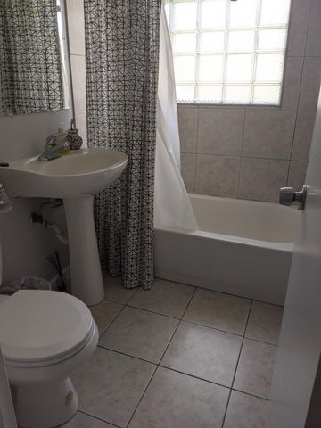 5723 34th Avenue S, Minneapolis, MN 55417