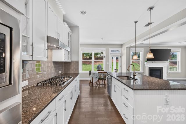 113 Heron Cove Loop, Mooresville, NC 28117