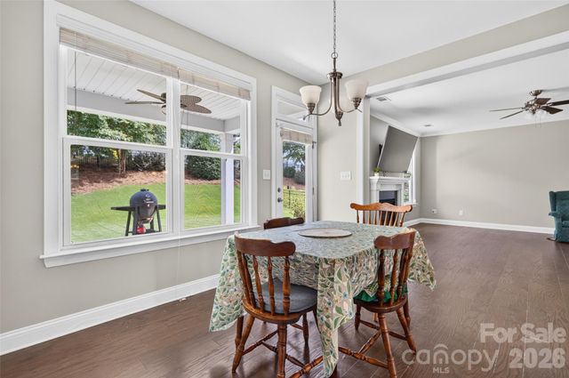 113 Heron Cove Loop, Mooresville, NC 28117