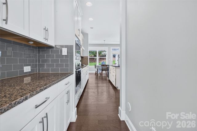 113 Heron Cove Loop, Mooresville, NC 28117