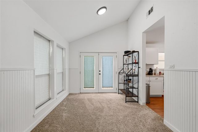 2301 S Kemah Drive S, Kemah, TX 77565