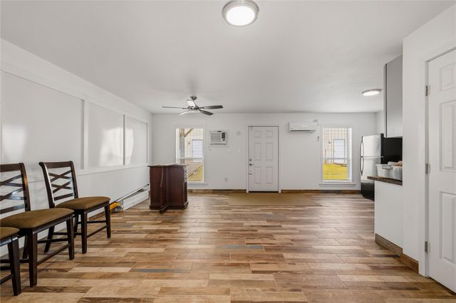 2301 S Kemah Drive S, Kemah, TX 77565